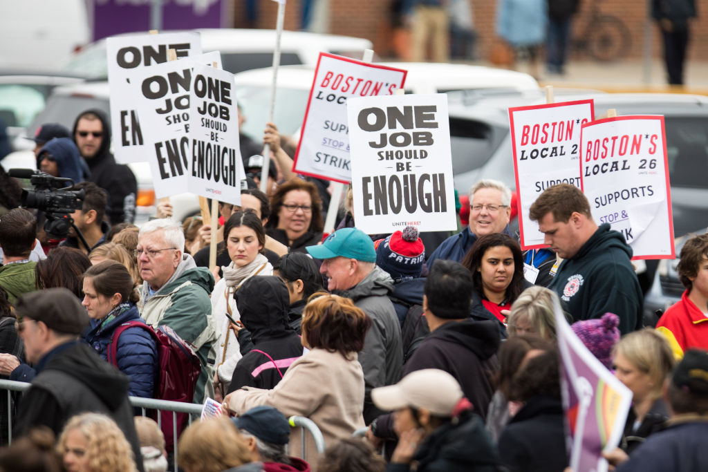 Stop & Shop Workers End 11-Day Strike With a Tentative Agreement ...